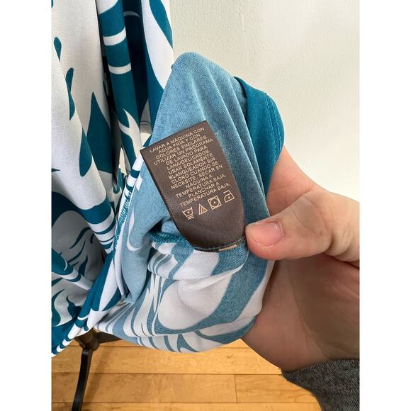 NWT Alexandra + Oak Blue and White floral short sleeve midi lightweight dress - Picture 5 of 10